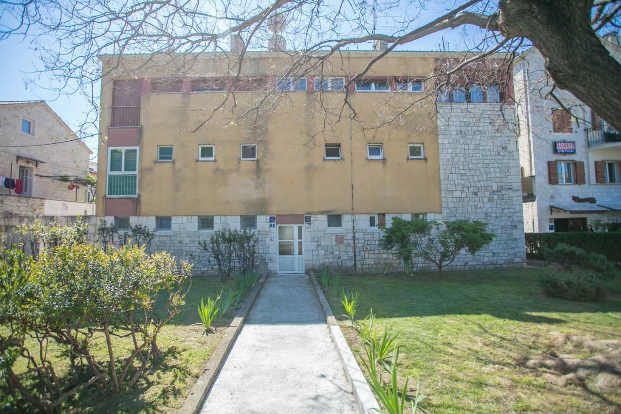 Modern Living In The Heart Of Trogir公寓 外观 照片
